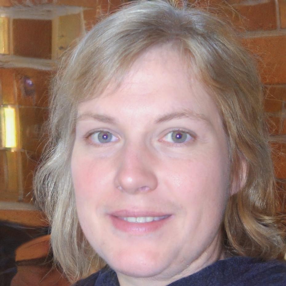 Esperanza Quiroz, Directora de Metodología